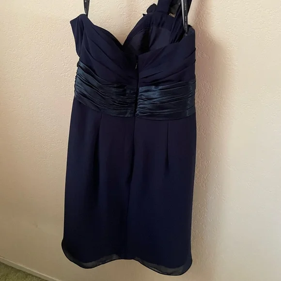 NWOT size 12 Bill Levkoff bridesmaids dress, navy blue, knee length w/one strap - Picture 7 of 10
